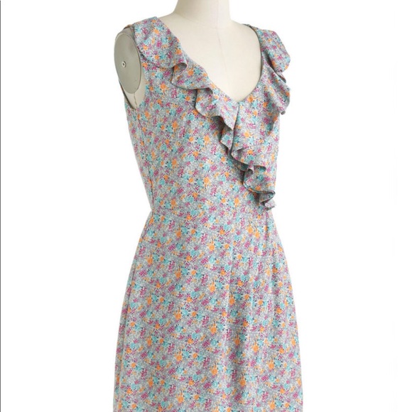 Greet the Parents Dress in L - Picture 2 of 4